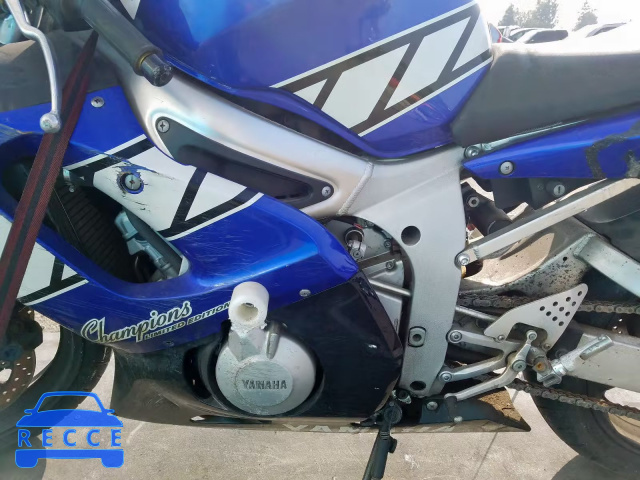 2001 YAMAHA YZFR6 L JYARJ04Y01A001581 image 8