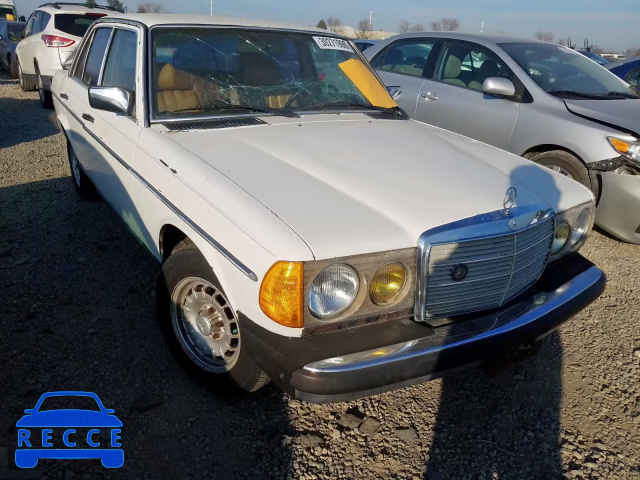 1980 MERCEDES-BENZ 240 12312310172115 Bild 0