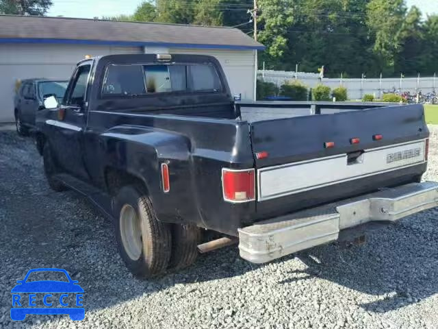 1985 CHEVROLET C30 1GCHC34W8FJ173424 Bild 2