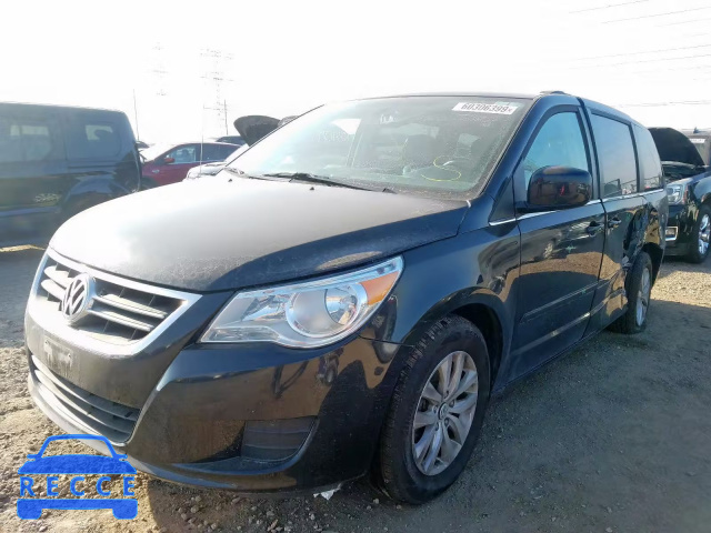 2014 VOLKSWAGEN ROUTAN SE 2C4RVABG9ER134690 зображення 1