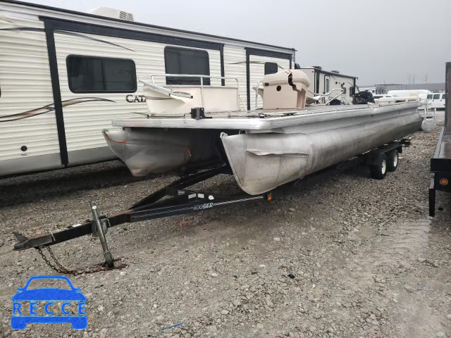 2004 BOAT PONTOON GDY5825TE404 image 1