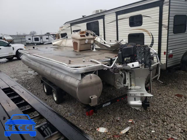 2004 BOAT PONTOON GDY5825TE404 image 2