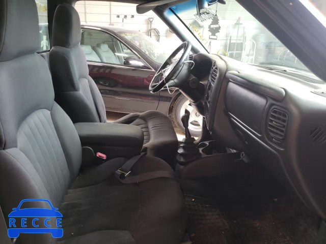 2003 CHEVROLET S10 PU 1GCCS14HX38114459 image 4