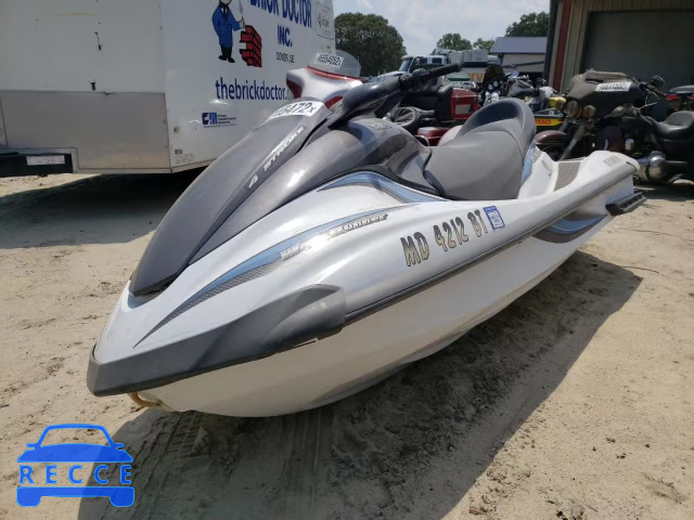 2004 YAMAHA WAVERUNNER YAMA2205H304 image 1