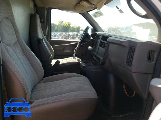 2005 CHEVROLET EXPRESS 1GBHG31U651181967 зображення 4