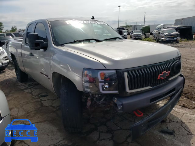 2007 CHEVROLET 1500 SILVE 1GCEK19007Z527812 Bild 0