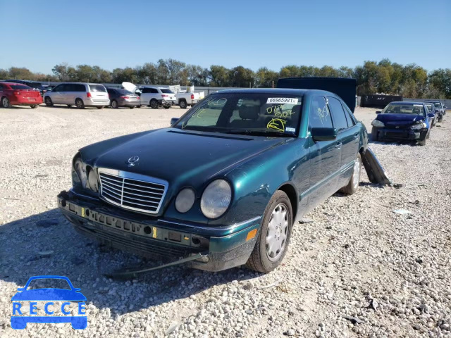 1996 MERCEDES-BENZ E 300D WDBJF20F5TJ023502 Bild 1