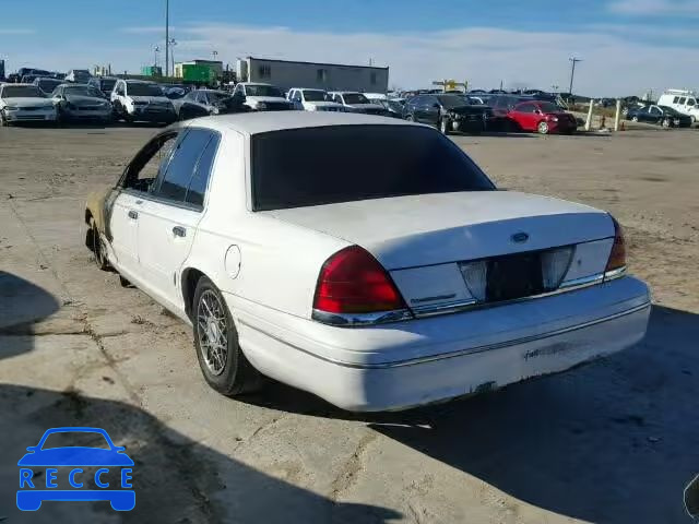 1999 FORD CROWN VICT 2FAFP74W1XX123501 image 2