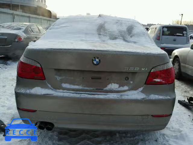 2008 BMW 528XI WBANV13578CZ55745 Bild 9
