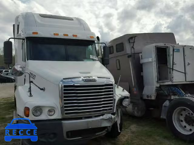 2005 FREIGHTLINER CONVENTION 1FUJBBCK85LV17374 image 0