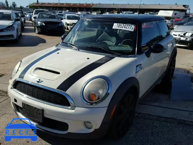 2009 MINI COOPER S WMWMF73559TW81961 image 1