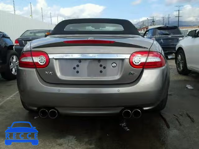 2010 JAGUAR XKR SAJWA4EC1AMB38467 image 9