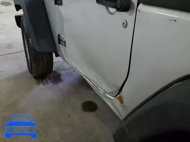 2007 JEEP WRANGLER X 1J4FA24117L231269 image 9