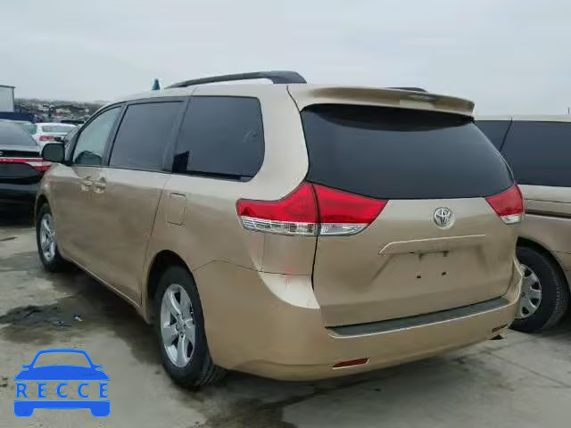 2012 TOYOTA SIENNA LE 5TDKK3DC0CS236982 image 2