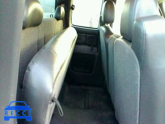 2005 GMC SIERRA K25 1GTHK29U25E196631 image 5