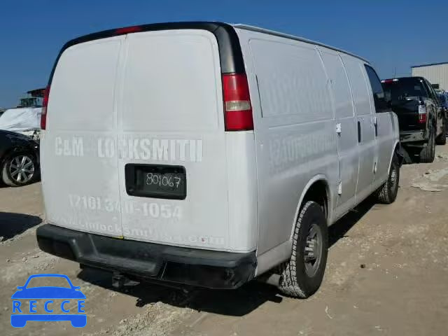 2008 CHEVROLET EXPRESS G2 1GCGG25C681141332 Bild 3