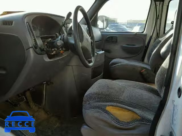 2000 DODGE RAM VAN B1 2B7HB11Z8YK180385 image 5