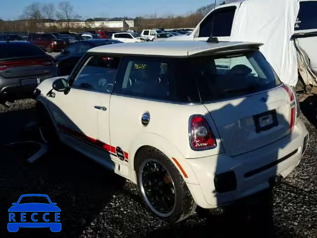 2010 MINI COOPER S WMWMF7C56ATX44196 image 2