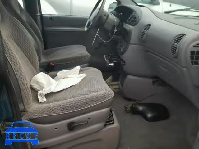 2000 CHRYSLER VOYAGER 2C4FJ25B3YR894882 image 4