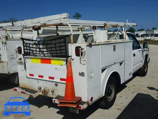 2000 CHEVROLET C3500 1GBGC34R7YF481636 Bild 3