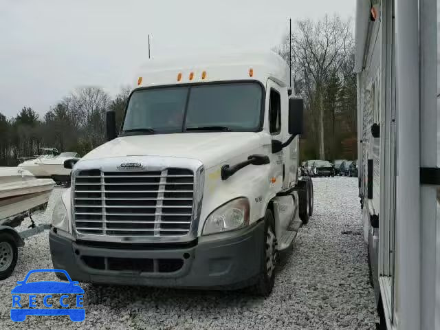 2010 FREIGHTLINER CASCADIA 1 1FUJGLDR6ALAN5865 Bild 1