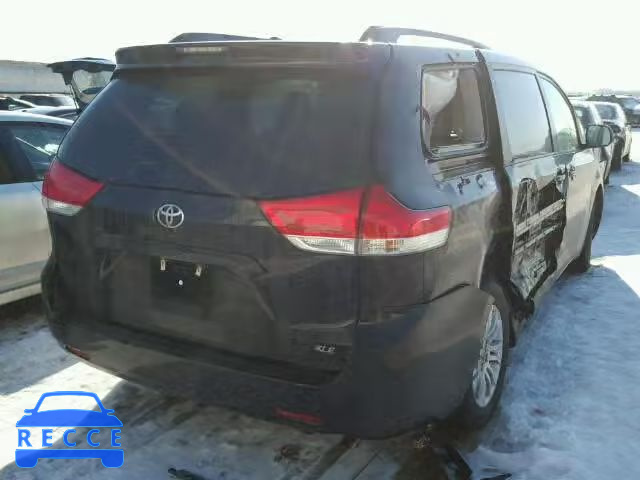 2013 TOYOTA SIENNA XLE 5TDYK3DC8DS389234 зображення 3