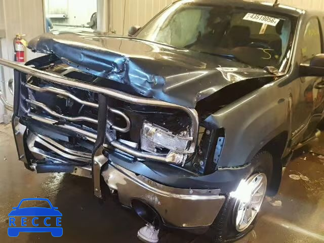 2010 GMC SIERRA K15 1GTSKVE39AZ270215 image 9