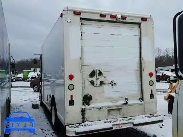 2000 FREIGHTLINER M LINE WAL 4UZA4FA42YCG23061 image 2