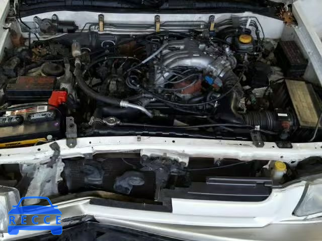 2000 INFINITI QX4 JNRAR07Y8YW079710 image 6