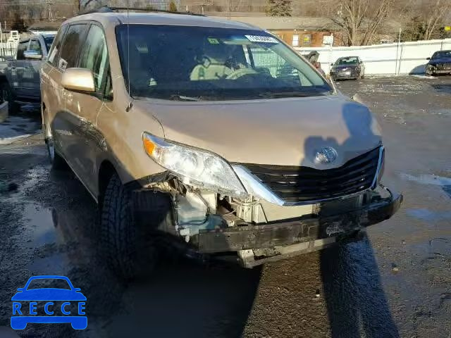 2013 TOYOTA SIENNA LE 5TDKK3DC9DS367152 image 0