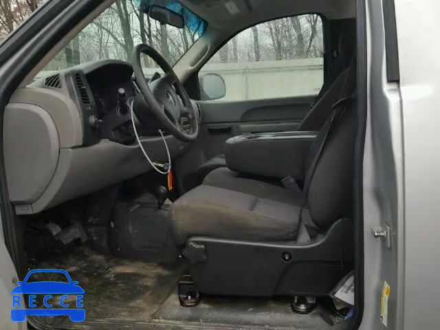 2010 GMC SIERRA K15 1GTPKTE02AZ282724 image 4