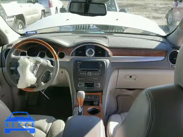 2010 BUICK ENCLAVE CX 5GALRCED9AJ145003 image 8