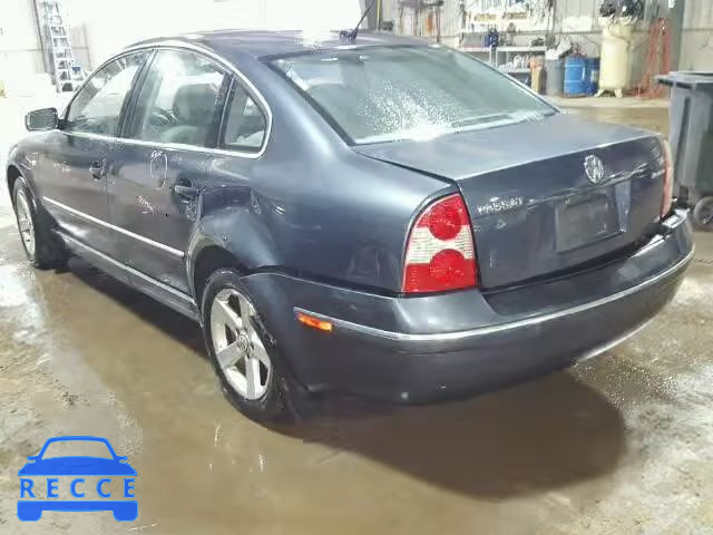 2004 VOLKSWAGEN PASSAT GLX WVWTH63B24P097883 image 2