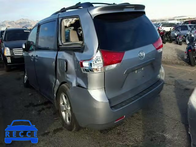2013 TOYOTA SIENNA LE 5TDKK3DC5DS391299 image 2