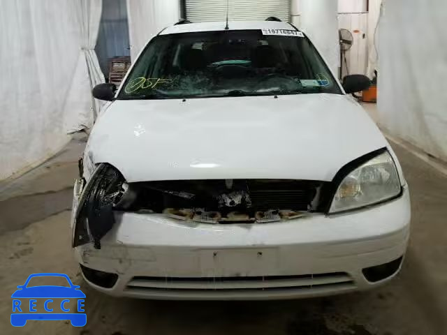 2005 FORD FOCUS ZXW 1FAFP36N45W259417 image 8