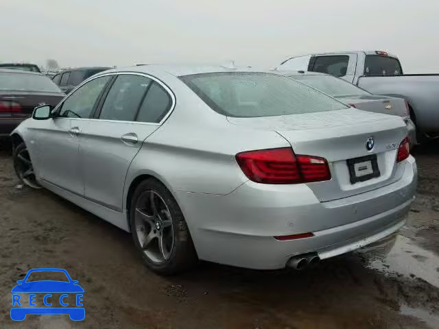 2011 BMW 528I WBAFR1C53BC739715 Bild 2