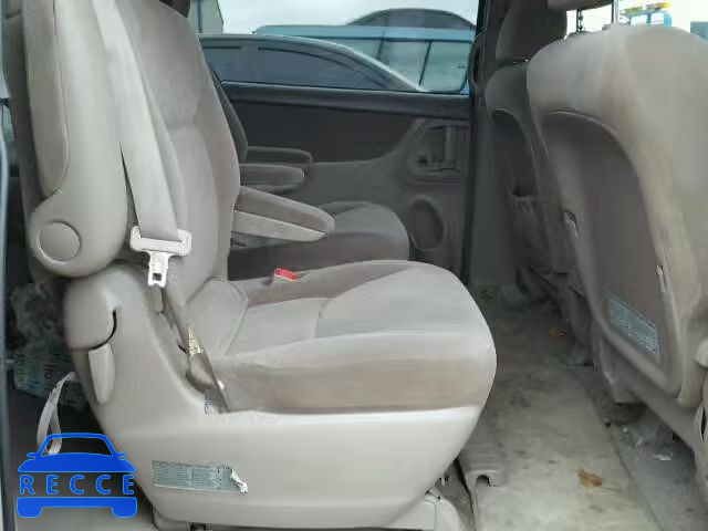 2004 TOYOTA SIENNA LE 5TDBA23C14S022390 image 5