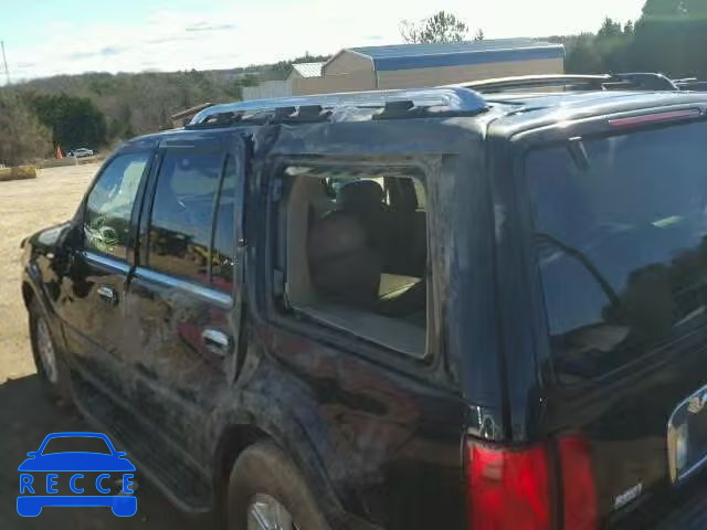 2002 LINCOLN NAVIGATOR 5LMFU28R82LJ04825 image 8
