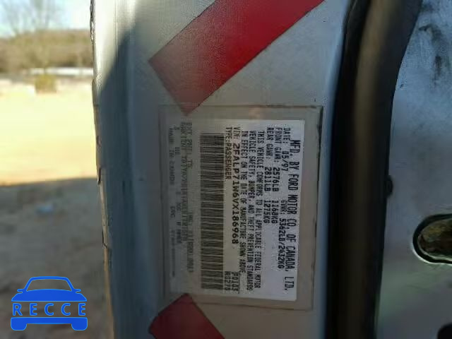 1997 FORD CROWN VIC 2FALP71W6VX186968 image 9