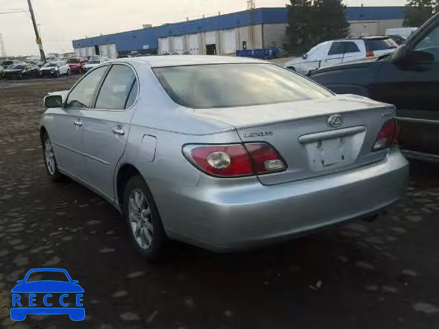 2002 LEXUS ES300 JTHBF30G420027225 image 2