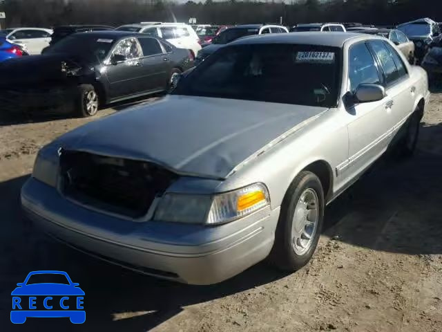 2000 FORD CROWN VICT 2FAFP74W7YX130048 image 1