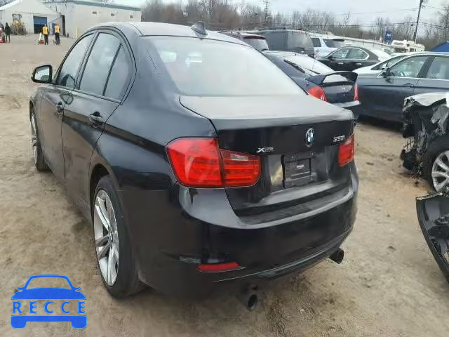 2013 BMW 335XI WBA3B9C58DF140719 Bild 2