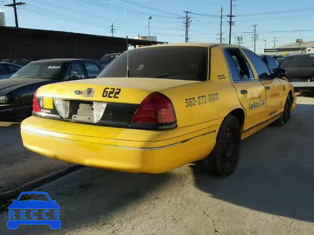 2004 FORD CROWN VIC 2FAFP71WX4X118426 image 3