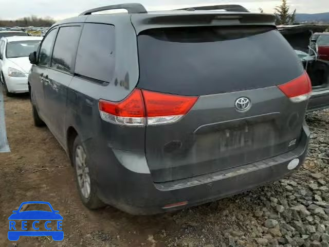 2013 TOYOTA SIENNA XLE 5TDDK3DC0DS070683 зображення 2