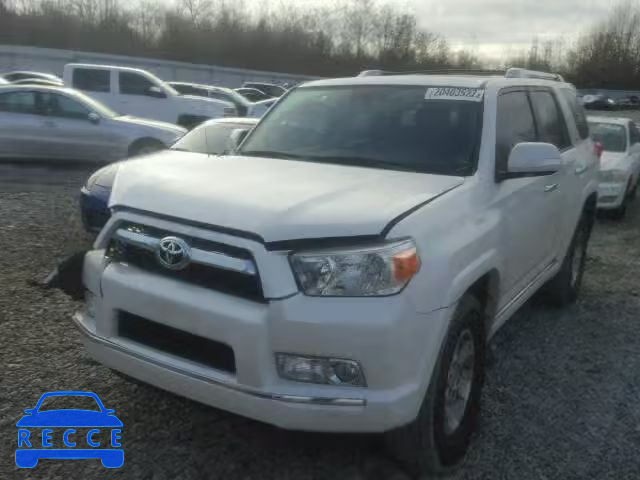 2013 TOYOTA 4RUNNER SR JTEBU5JR0D5133370 image 1