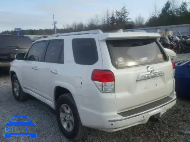 2013 TOYOTA 4RUNNER SR JTEBU5JR0D5133370 image 2