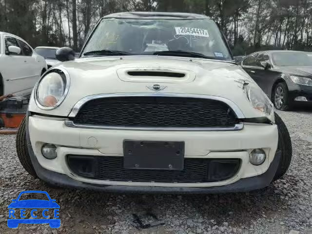 2011 MINI COOPER S WMWSV3C58BTY13622 image 8