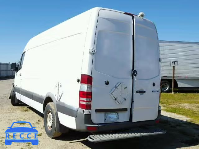 2011 MERCEDES-BENZ SPRINTER 2 WD3PE8CB7B5590175 image 2