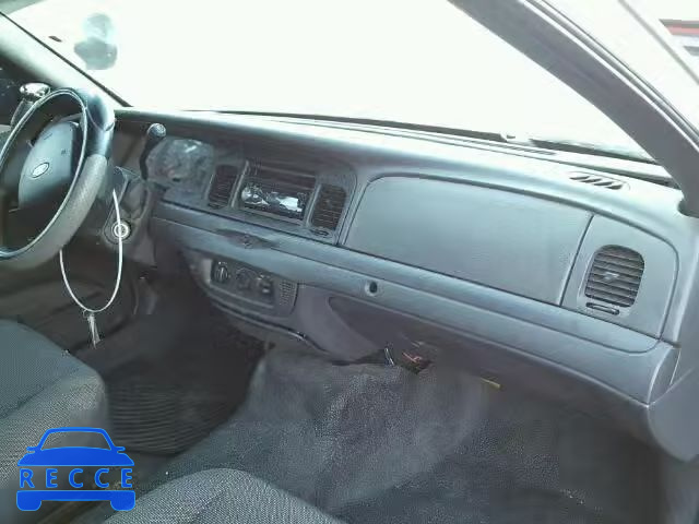 2005 FORD CROWN VIC 2FAFP71W95X126860 image 8