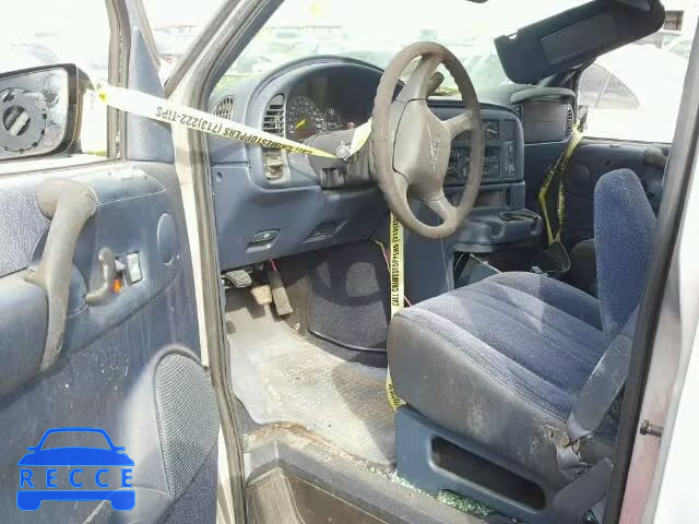 1999 GMC SAFARI 1GKDM19W3XB535622 image 8